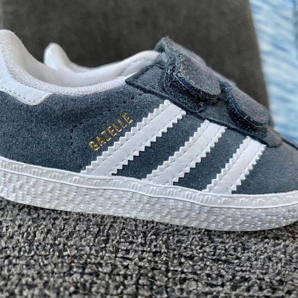 adidas Gazelle OrthoLite Suede Grey hook-and-loop Toddler Sneakers size 5K - Picture 1 of 8